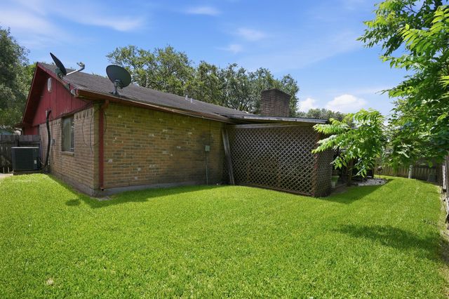 15718 Munson Lane, Houston, TX 77053