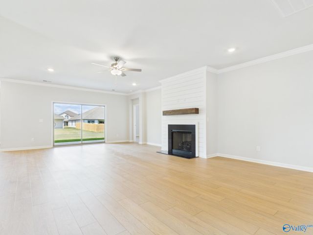 307 Susan Lynn Drive, Meridianville, AL 35759