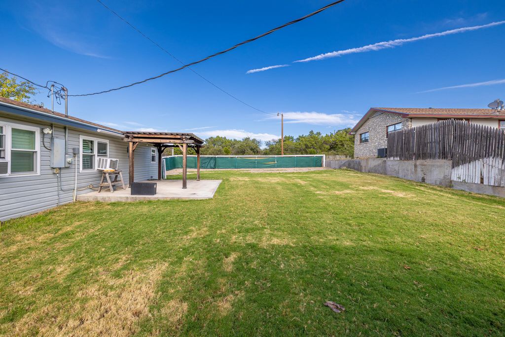 Image 14 of property listing at 204 Cedar Drive, Ozona, TX 76943
