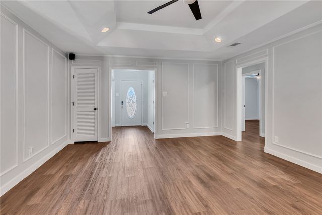 1301 Oak Timber Drive, Euless, TX 76039