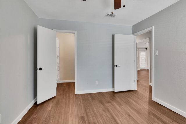 1301 Oak Timber Drive, Euless, TX 76039