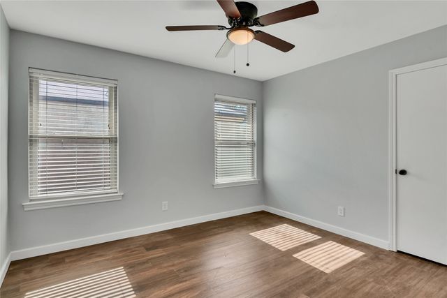 1301 Oak Timber Drive, Euless, TX 76039