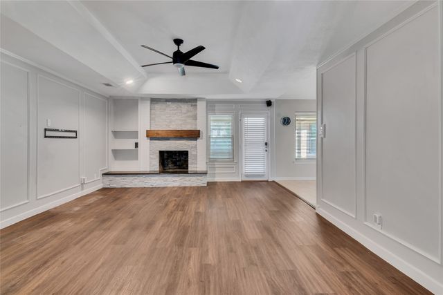 1301 Oak Timber Drive, Euless, TX 76039