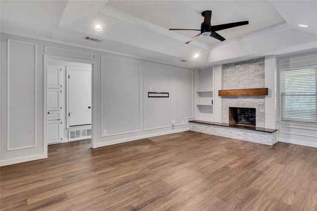 1301 Oak Timber Drive, Euless, TX 76039