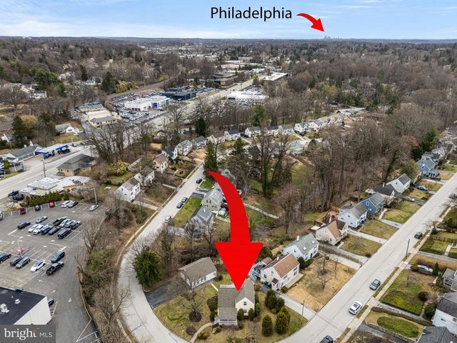 25 MIDLAND AVE, Berwyn, PA 19312