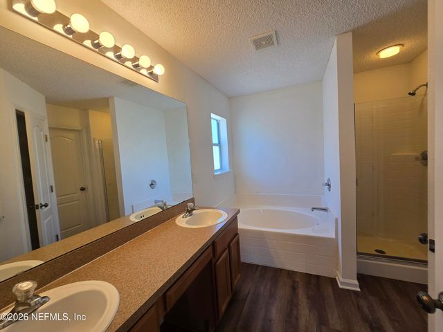 6552 CRIMSON LEAF Lane, Jacksonville, FL 32244