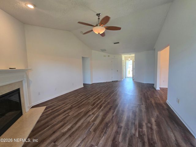 6552 CRIMSON LEAF Lane, Jacksonville, FL 32244