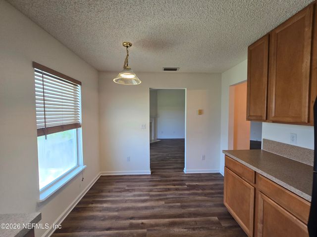 6552 CRIMSON LEAF Lane, Jacksonville, FL 32244