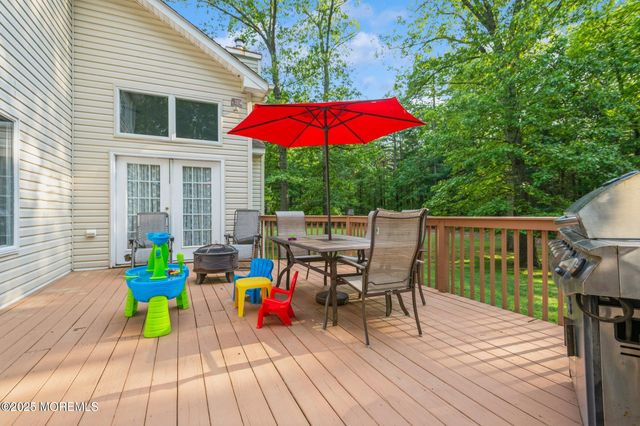 5 Ramapo Court, Colts Neck, NJ 07722