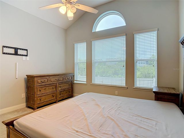 450 WINDY PINE WAY, Oviedo, FL 32765