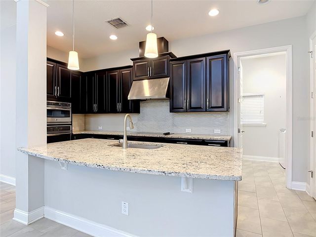 450 WINDY PINE WAY, Oviedo, FL 32765