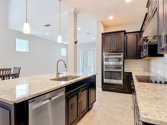 450 WINDY PINE WAY, Oviedo, FL 32765