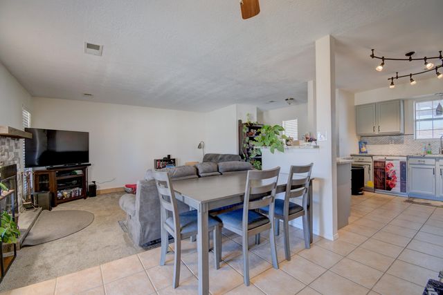 4909 Chromium Drive NE, Rio Rancho, NM 87124