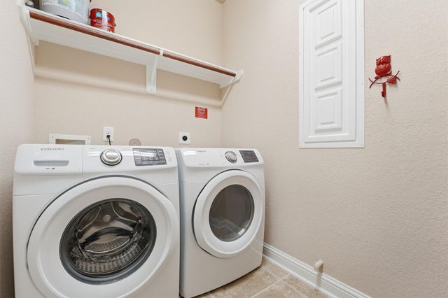 1911 Cedar Ridge Lane, Pearland, TX 77089