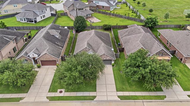 1911 Cedar Ridge Lane, Pearland, TX 77089