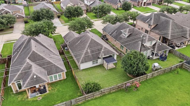 1911 Cedar Ridge Lane, Pearland, TX 77089