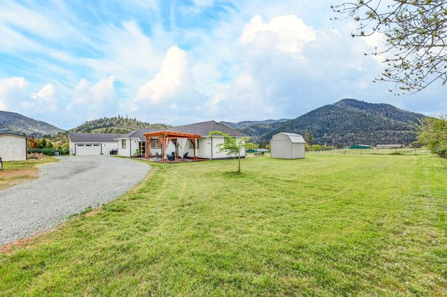 2315 NE Foothill Boulevard, Grants Pass, OR 97526