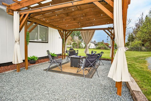 2315 NE Foothill Boulevard, Grants Pass, OR 97526