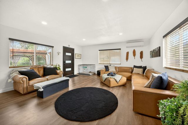 2315 NE Foothill Boulevard, Grants Pass, OR 97526