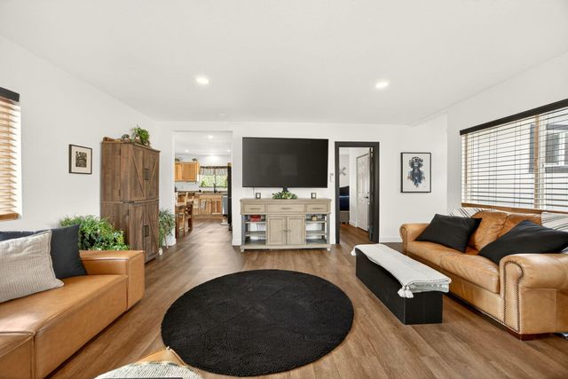 2315 NE Foothill Boulevard, Grants Pass, OR 97526