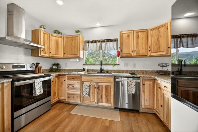 2315 NE Foothill Boulevard, Grants Pass, OR 97526