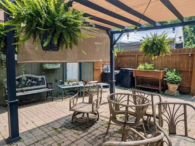 275 Negaunee Lake Drive, Evart, MI 49631