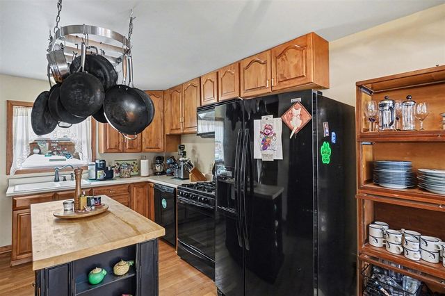 275 Negaunee Lake Drive, Evart, MI 49631