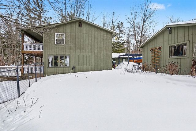 275 Negaunee Lake Drive, Evart, MI 49631