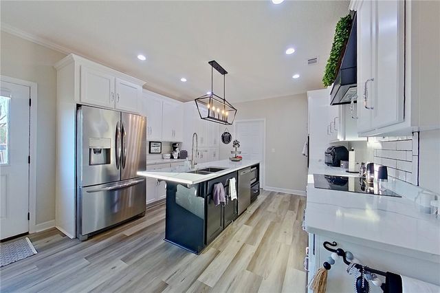 5512 Owens Road, Blackshear, GA 31516