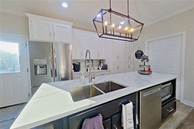 5512 Owens Road, Blackshear, GA 31516