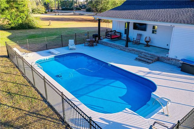 5512 Owens Road, Blackshear, GA 31516