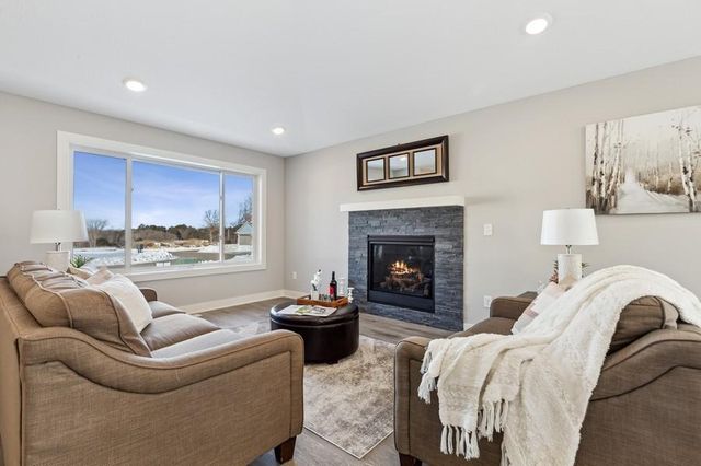 6062 Fuller Circle, Wyoming, MN 55092