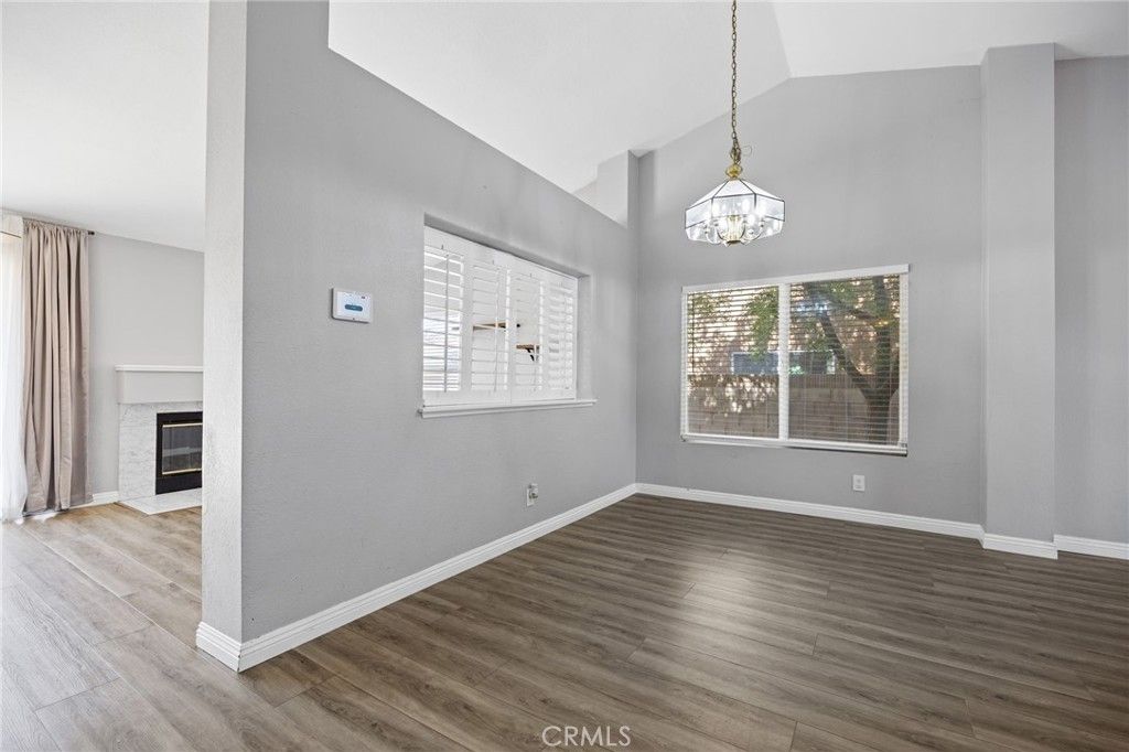Image 31 of property listing at 830 E Avenue K4, Lancaster, CA 93535