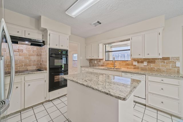 7123 Rio Blanco Drive, Houston, TX 77083
