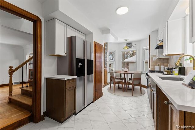 12125 E Outer Drive, Detroit, MI 48224