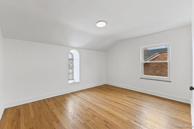 12125 E Outer Drive, Detroit, MI 48224