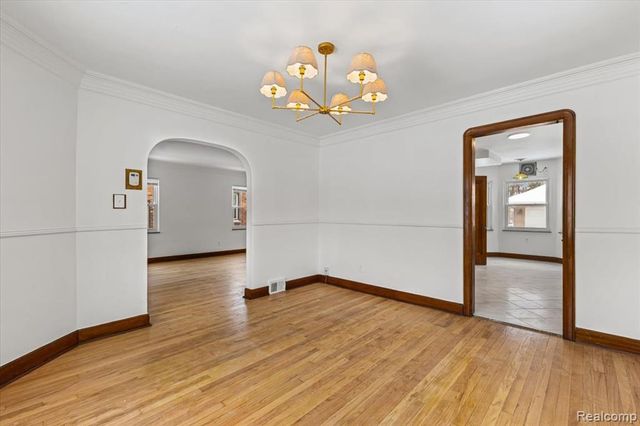 12125 E Outer Drive, Detroit, MI 48224