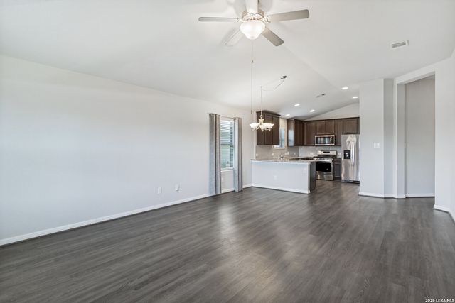 6818 Dashmoor Crk, San Antonio, TX 78244