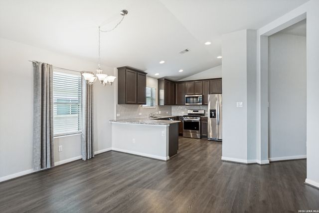 6818 Dashmoor Crk, San Antonio, TX 78244