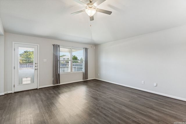 6818 Dashmoor Crk, San Antonio, TX 78244