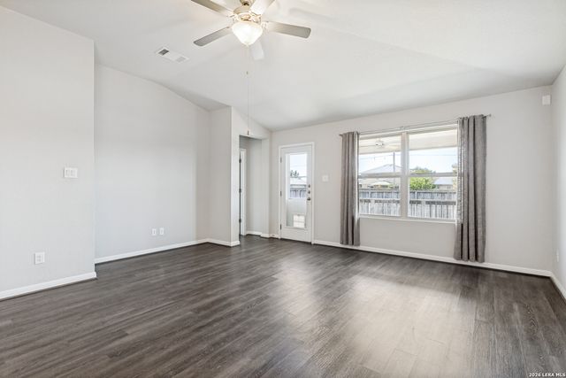 6818 Dashmoor Crk, San Antonio, TX 78244