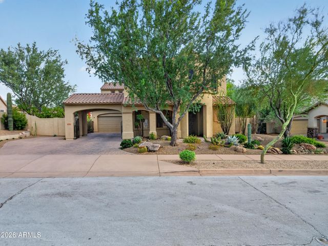 2539 W CAVALRY Drive, Phoenix, AZ 85086