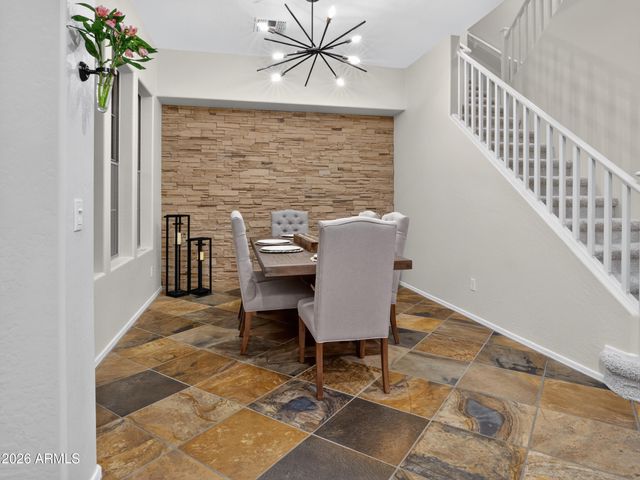 2539 W CAVALRY Drive, Phoenix, AZ 85086