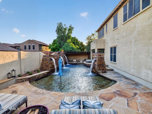 2539 W CAVALRY Drive, Phoenix, AZ 85086