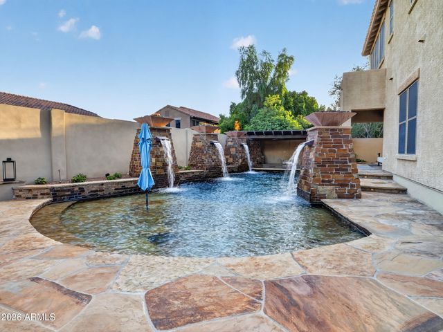 2539 W CAVALRY Drive, Phoenix, AZ 85086