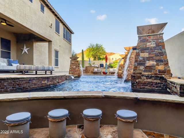2539 W CAVALRY Drive, Phoenix, AZ 85086