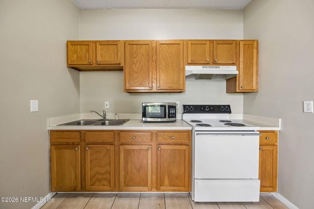 2737 VERNON Terrace 7, Jacksonville, FL 32205