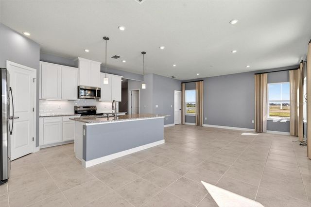 6408 DOMIZIO DRIVE, Winter Haven, FL 33884