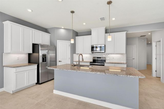 6408 DOMIZIO DRIVE, Winter Haven, FL 33884