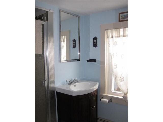 35 Treasure Road, Narragansett, RI 02882
